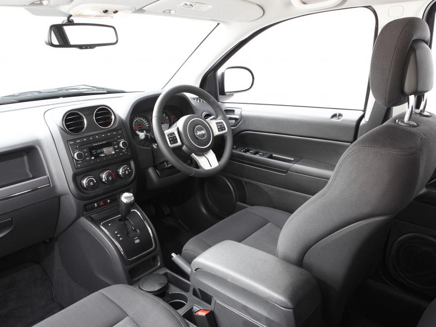  Jeep Compass 2012 года  (AU) (фото 14 из 16)